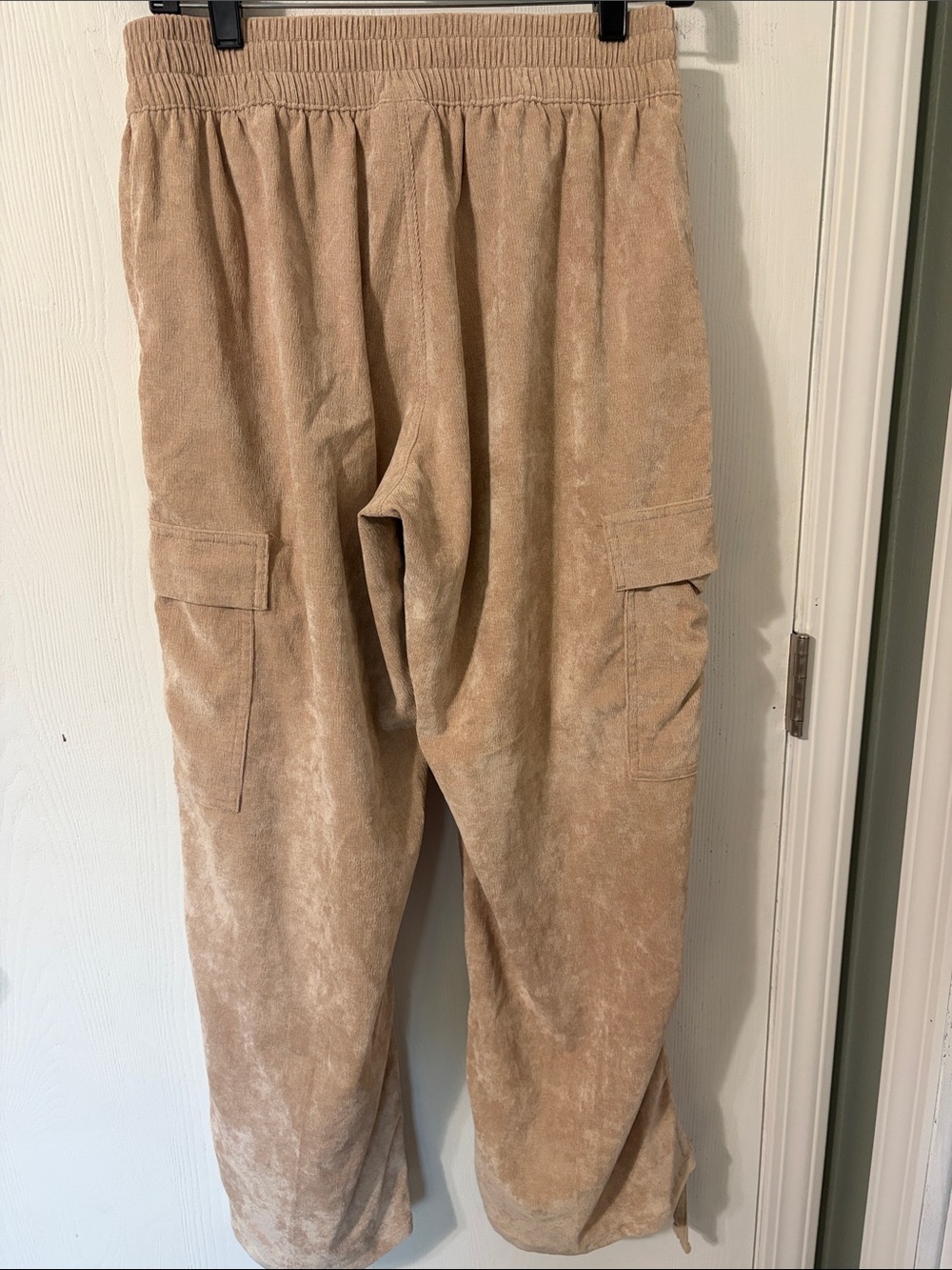 NWOT Nike Air Jordan Women’s Corduroy Chicago Trousers Desert Size Medium - Picture 13 of 15